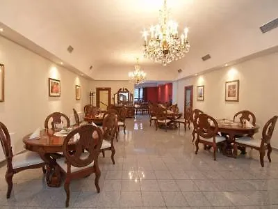 Royal Hotel